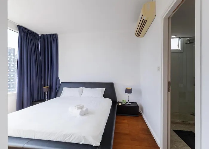 Huge Luxury Center Of Bkk 5 Mins Bts Asok Apartment