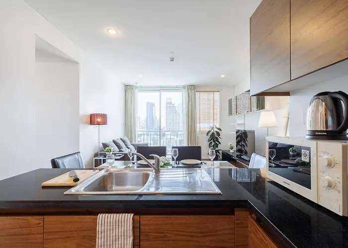 Huge Luxury Center Of Bkk 5 Mins Bts Asok Apartment