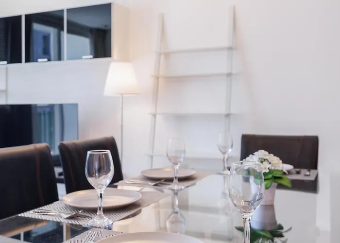 Huge Luxury Center Of Bkk 5 Mins Bts Asok Apartment *
