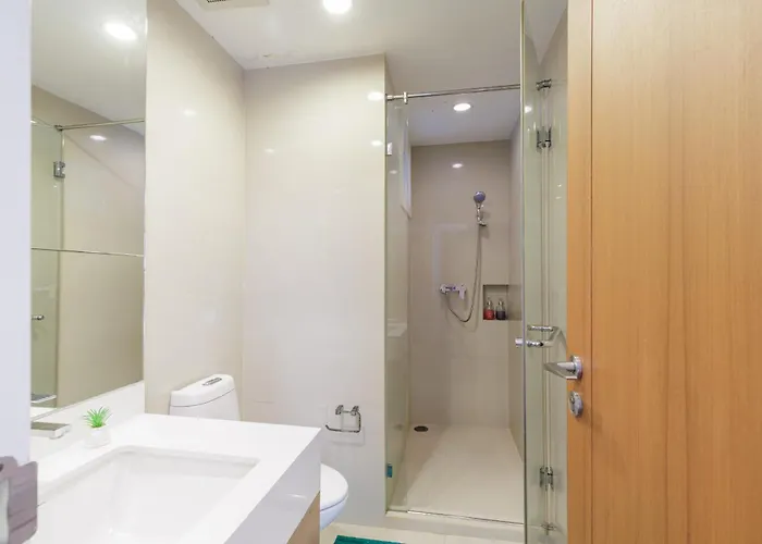 Huge Luxury Center Of Bkk 5 Mins Bts Asok Apartment *